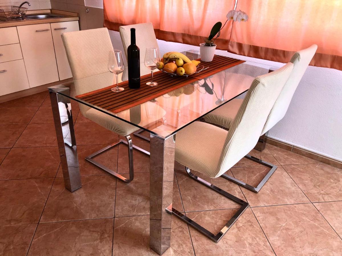 Apartments Roberta Новиград Екстериор снимка