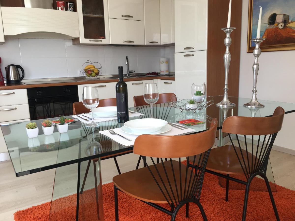 Apartments Roberta Новиград Екстериор снимка