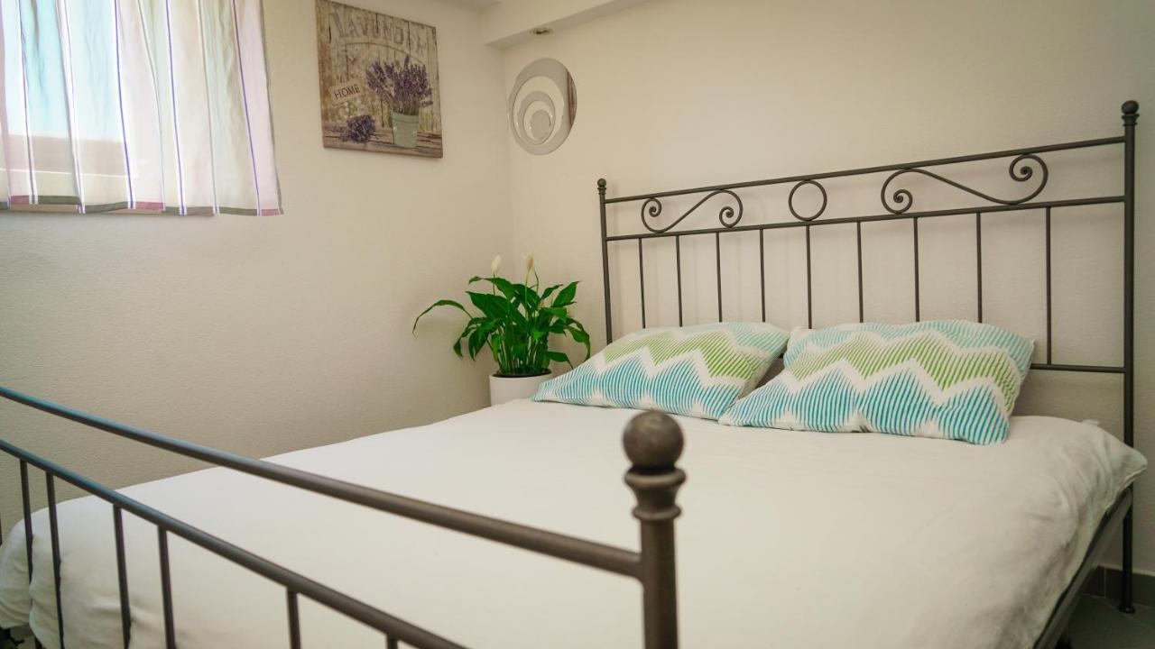 Apartments Roberta Новиград Екстериор снимка